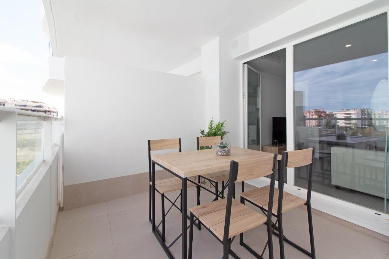 Global Properties, Apartamento Con Terraza Y Vistas A La Piscina En Gran Canet Canet d'En Berenguer Exterior photo