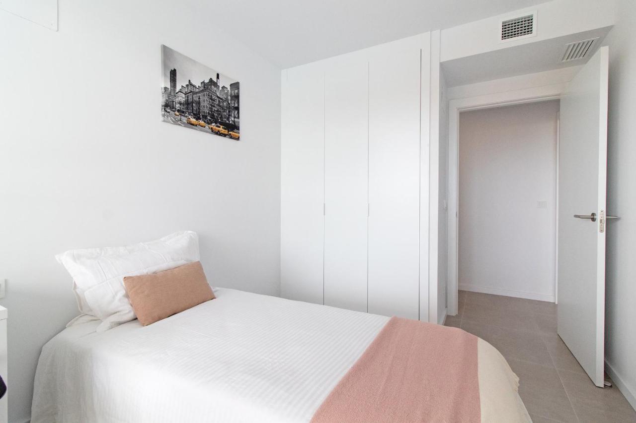 Global Properties, Apartamento Con Terraza Y Vistas A La Piscina En Gran Canet Canet d'En Berenguer Exterior photo